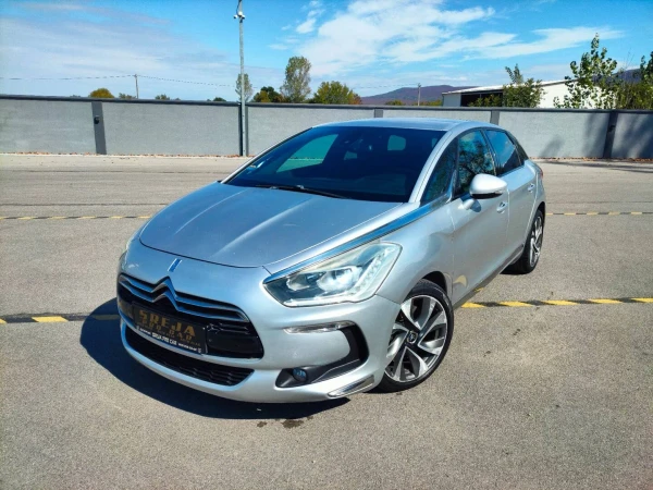 Citroen DS5 2.0 HDI LED D1ODA
