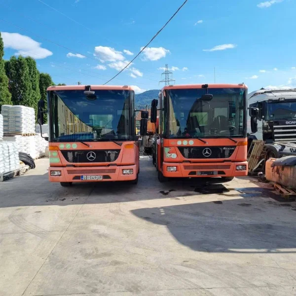 Mercedes Benz ECONIC 2629