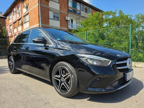 Mercedes Benz B 200 B 200d AMG