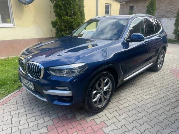 BMW X3 1600E/Mesecno