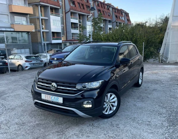 Volkswagen T-Cross NAV/LED