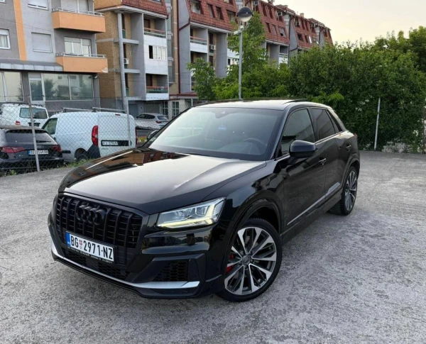 Audi SQ2 PANO/NAV/LED