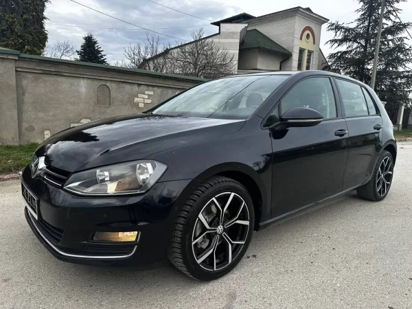 Volkswagen Golf 7 1.6TDI HIGHLINE