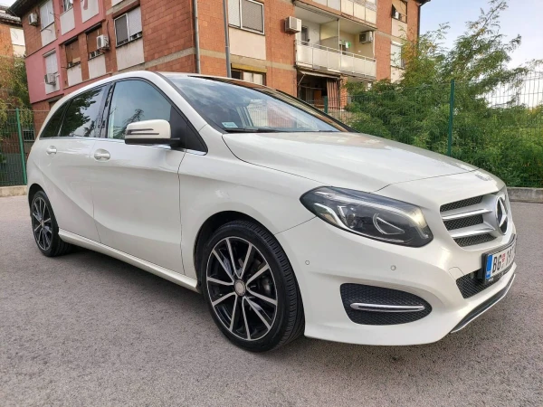 Mercedes Benz B 180 180d