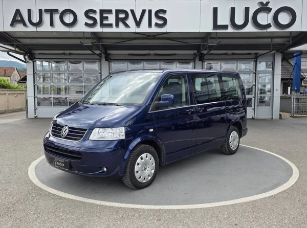 Volkswagen Transporter T5 2.5 TDI caravela