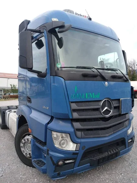 Mercedes Benz Actros 1843