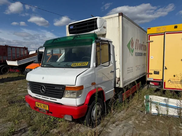 Mercedes Benz Vario 815D