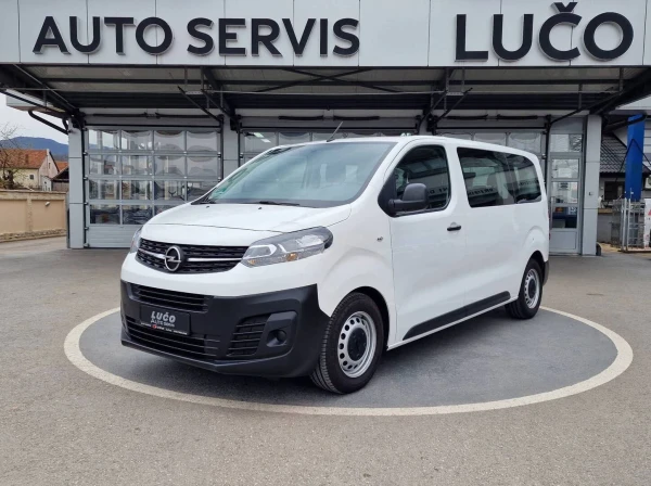 Opel Vivaro L1zadnja klima 9 sed