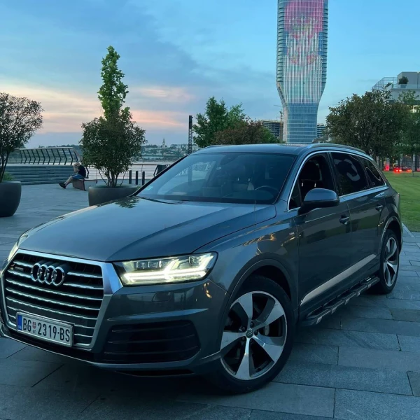 Audi Q7 MATRIX 7 SED
