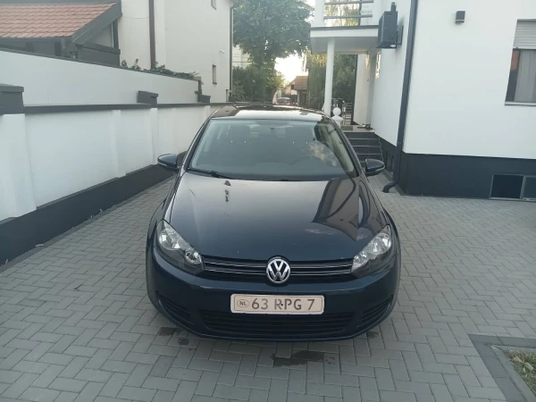 Volkswagen Golf 6 1.6 tdi.