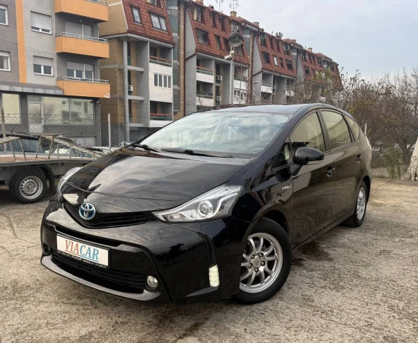 Toyota Prius + 1.8 HYBRID