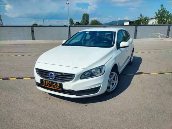 Volvo V60 2.0 D NAV1